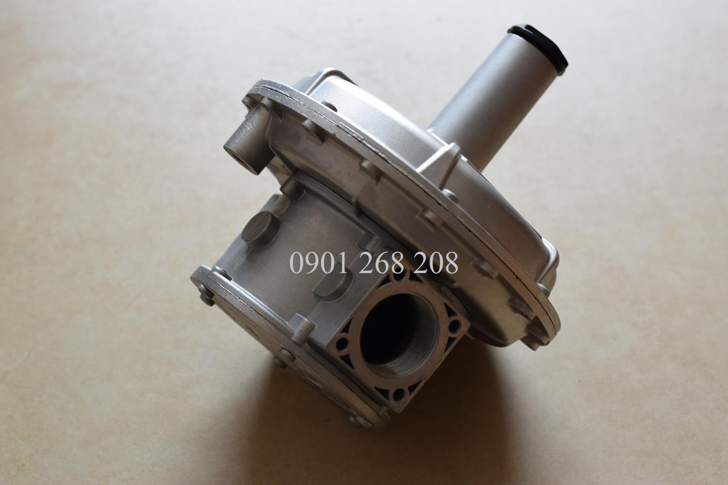 van dieu ap madas RG/2MC DN40 dung cho dau dot gas